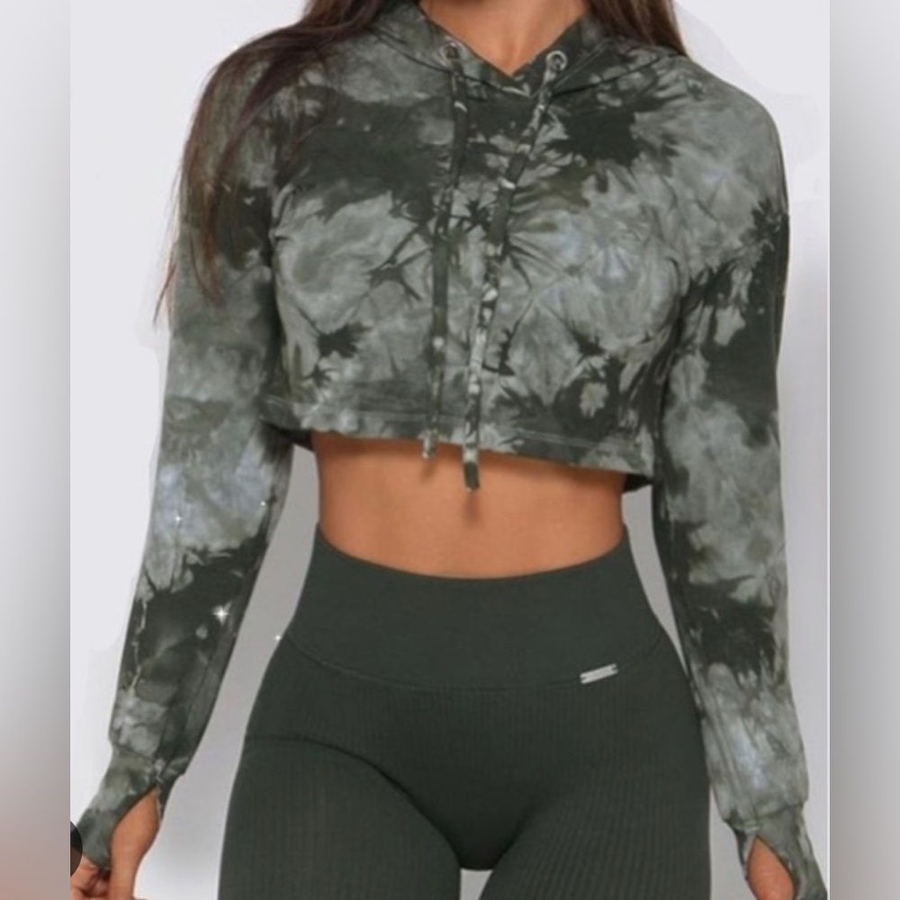 Bombshell cropped hoodie